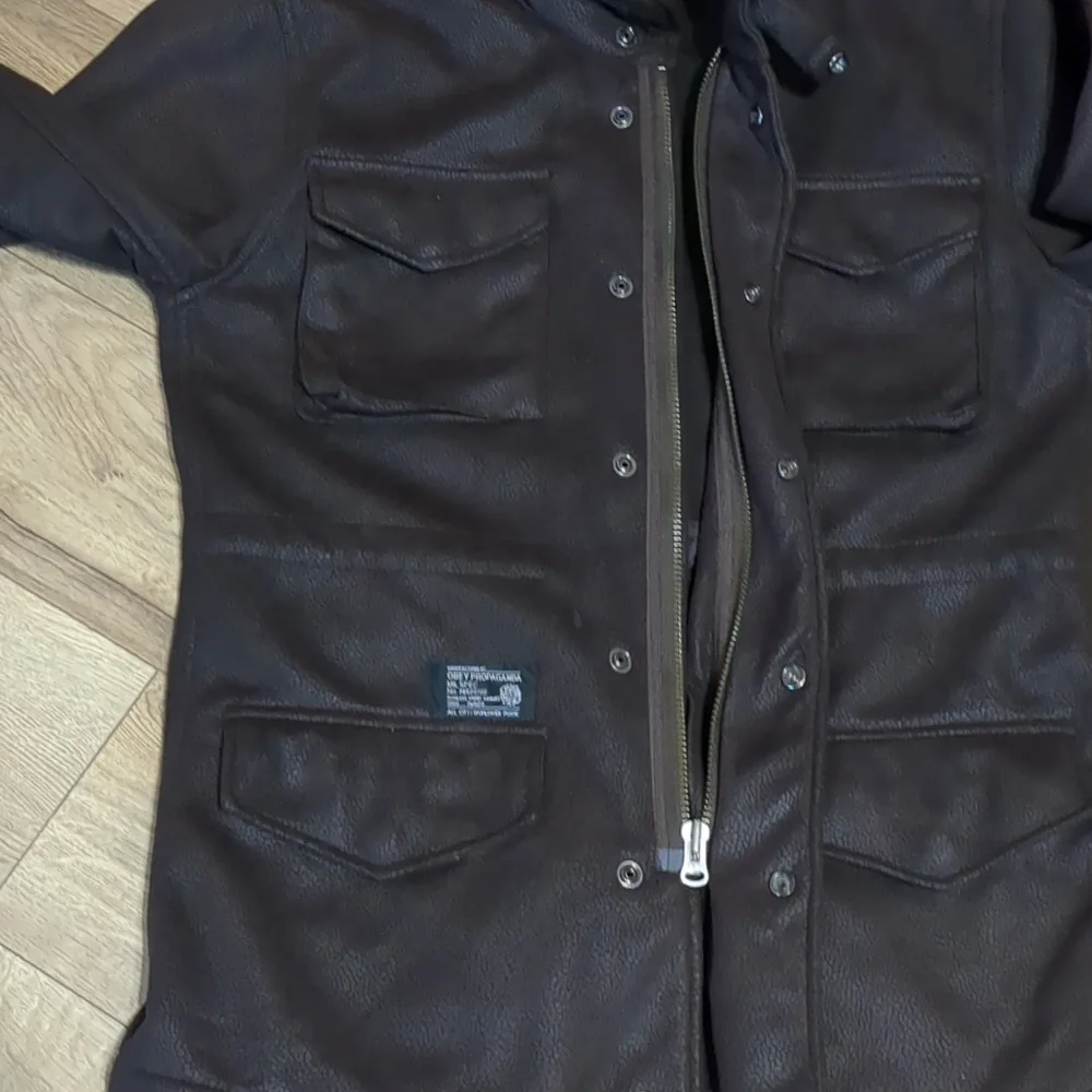 Obey faux suede chocolate brown Women’s coat with hidden hoodie Size L - Picture 4 of 10